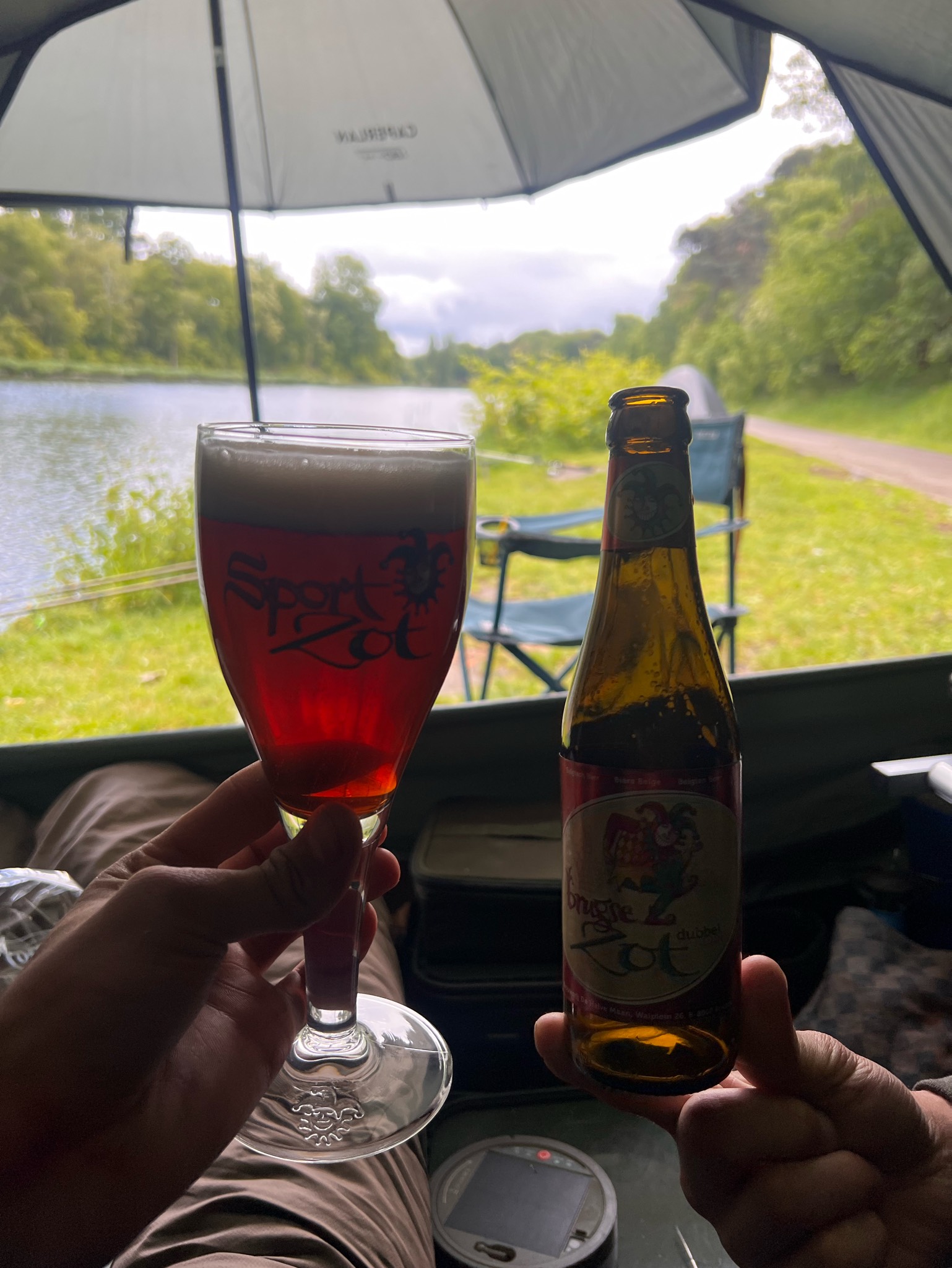 Brugse Zot Dubbel, Belgium