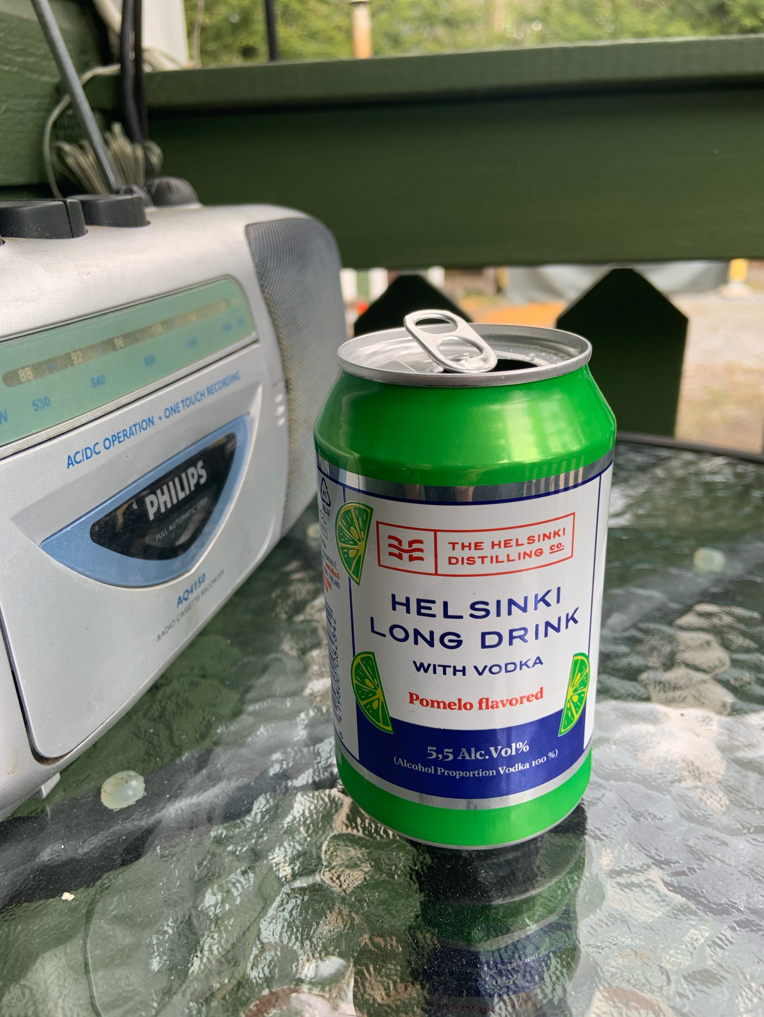 Helsinki Long Drink: Vodka & Pomelo, The Helsinki Distilling Co. (Olvi)