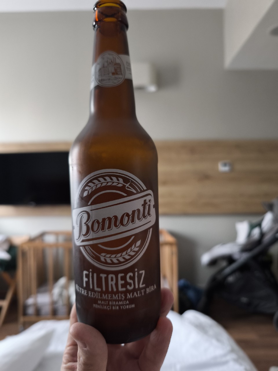 Bomonti Filtresiz 100% Malt, Turkey