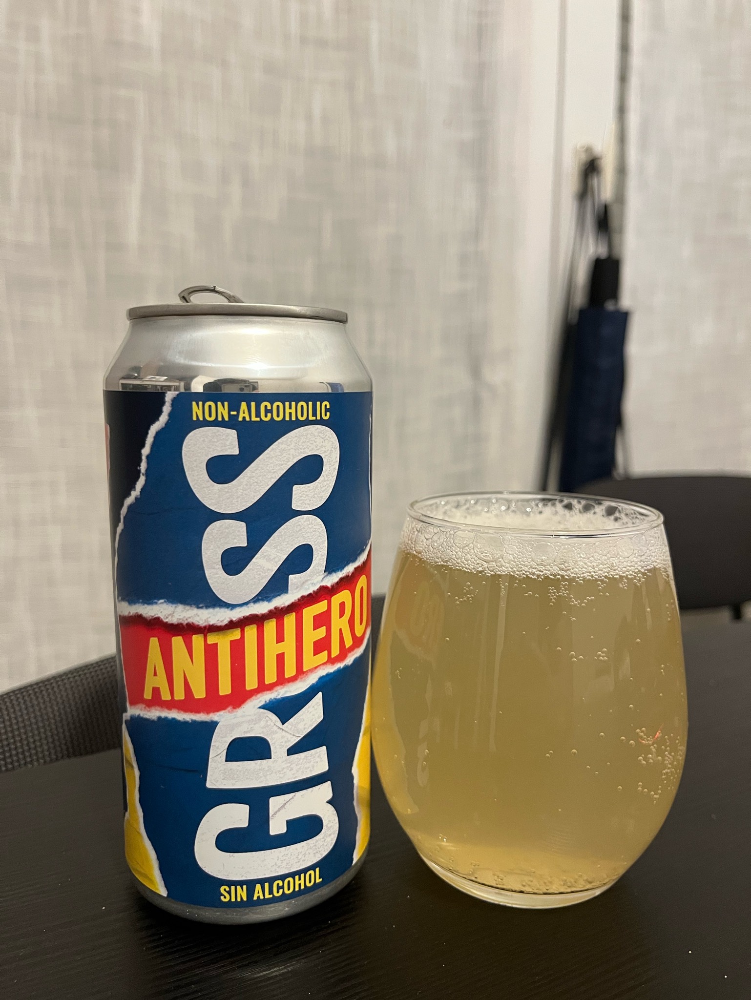 Antihero, Gross