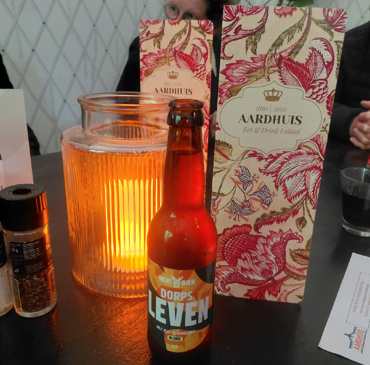 Dorps Leven, Hert Bier