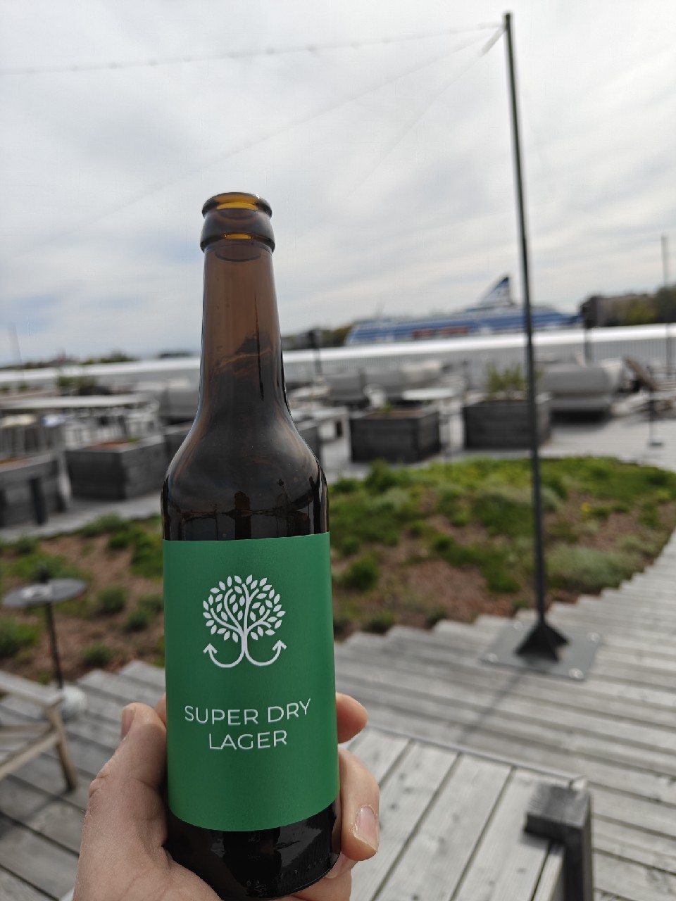 Pier 4 Super Dry Lager, Kimito Brewing