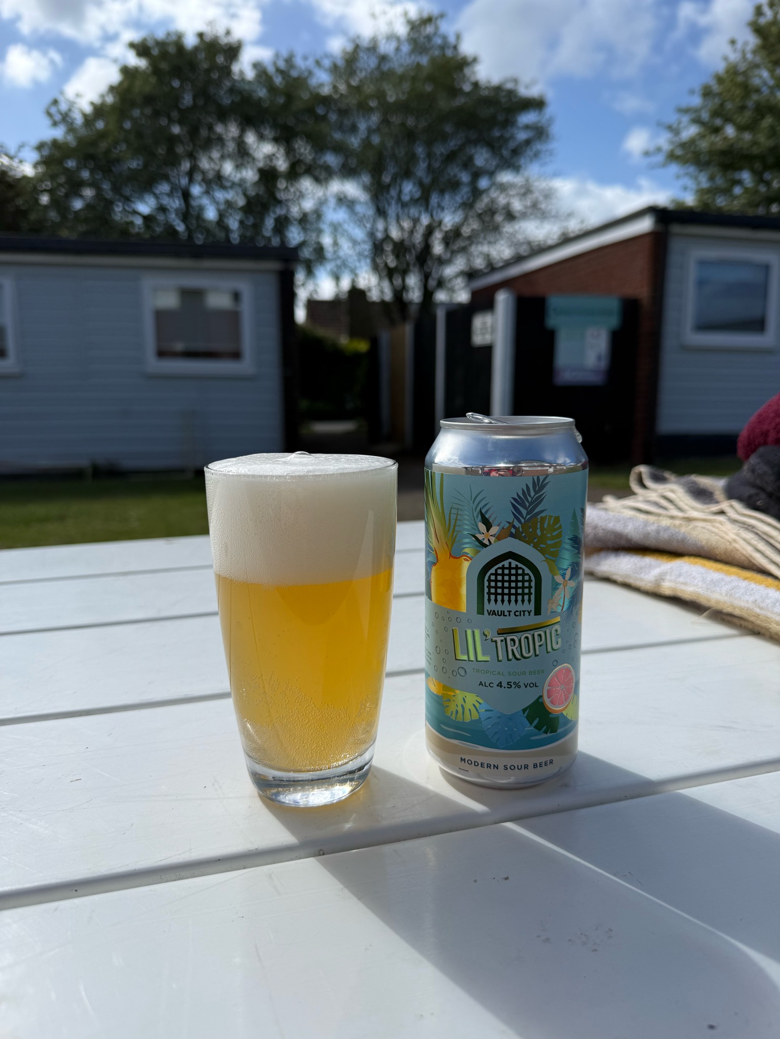 Lil' Tropic, Scotland