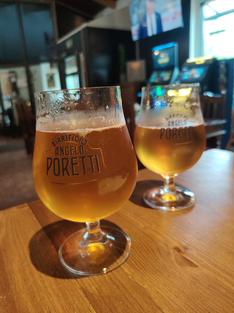 4 Luppoli L'Originale / 4 Hops / Premium Lager, Italy