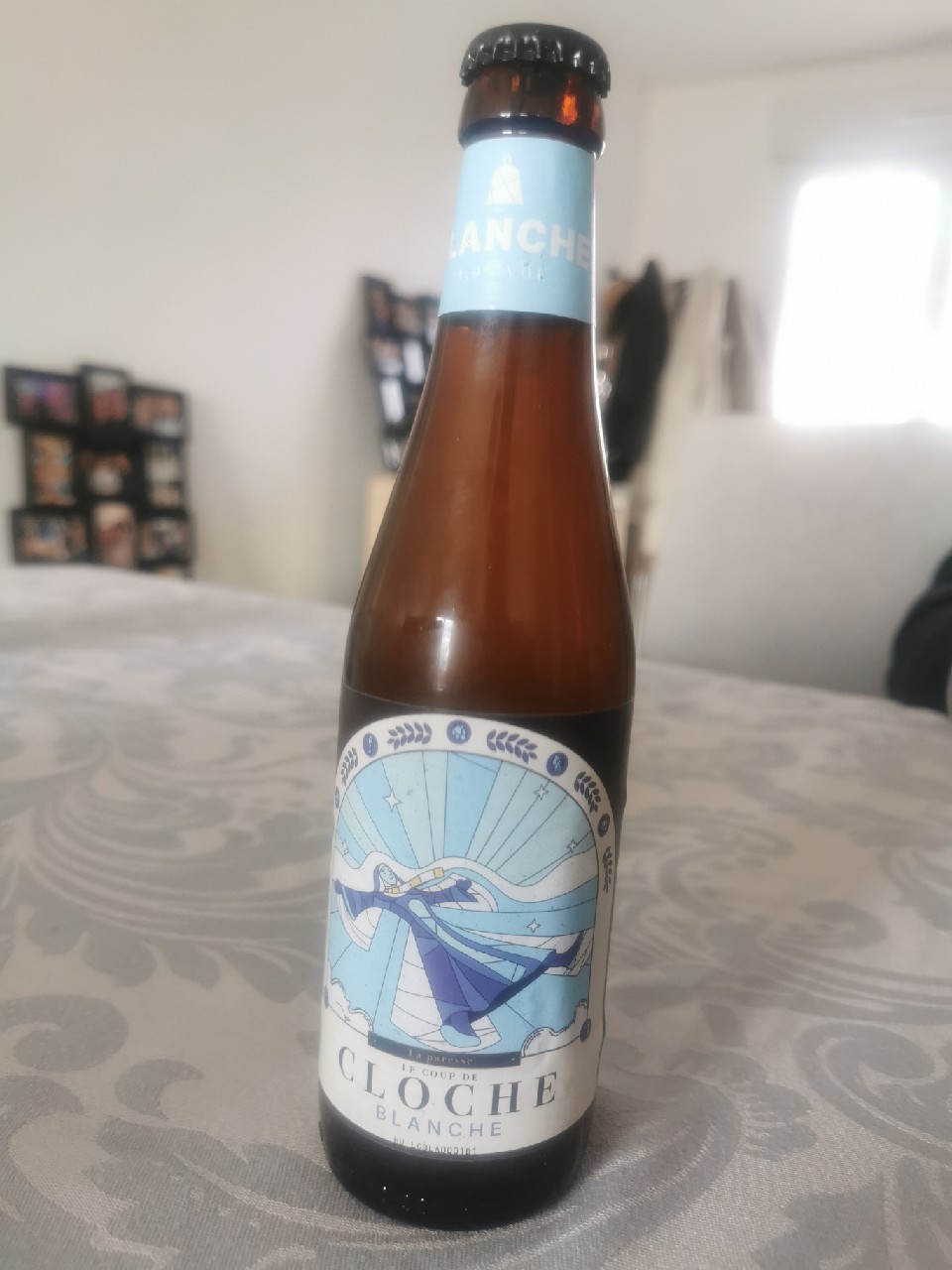Le coup de cloche blanche, Belgium