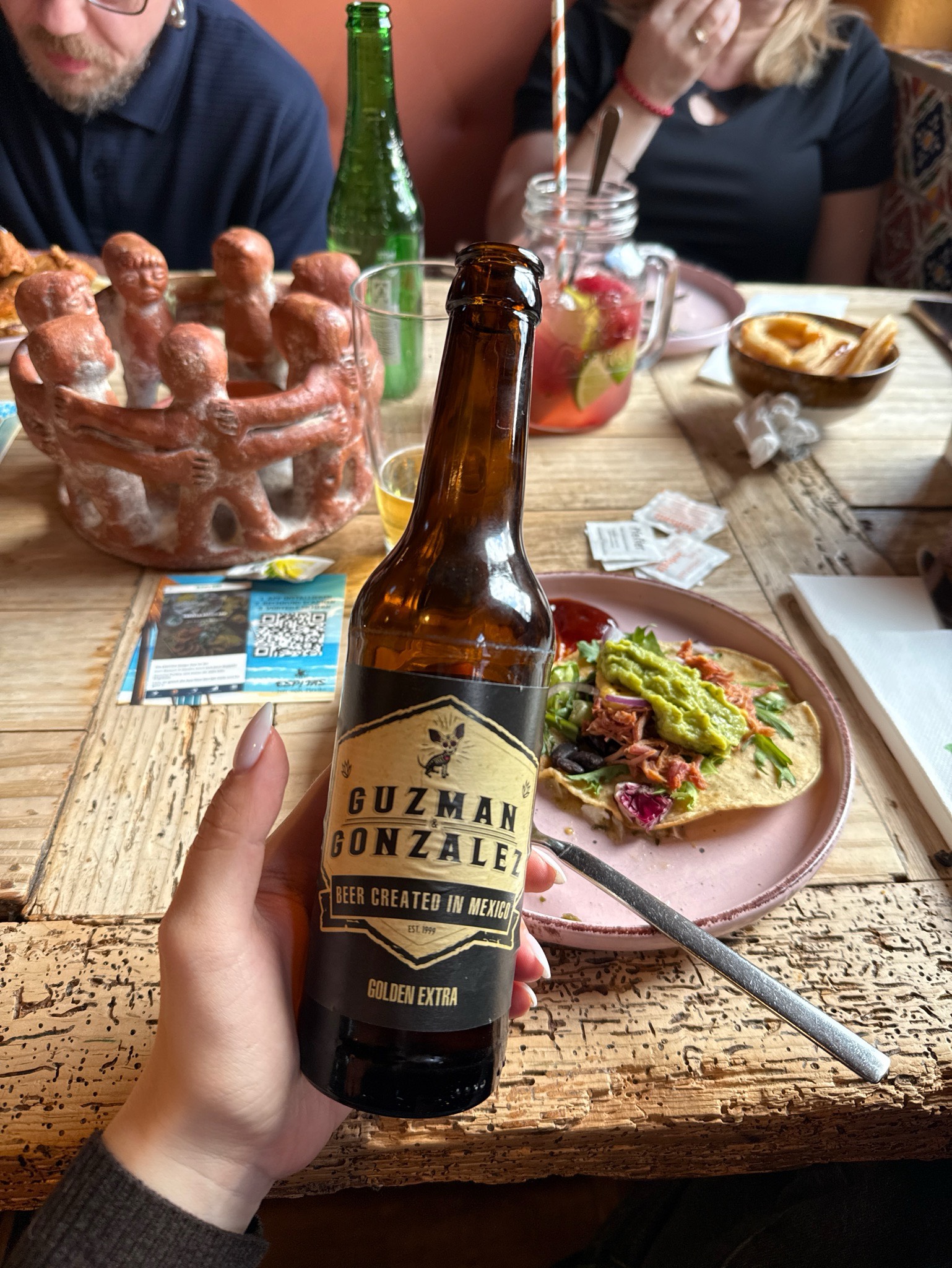 Guzman y Gonzalez Cerveza Oro, Cervecería Allende