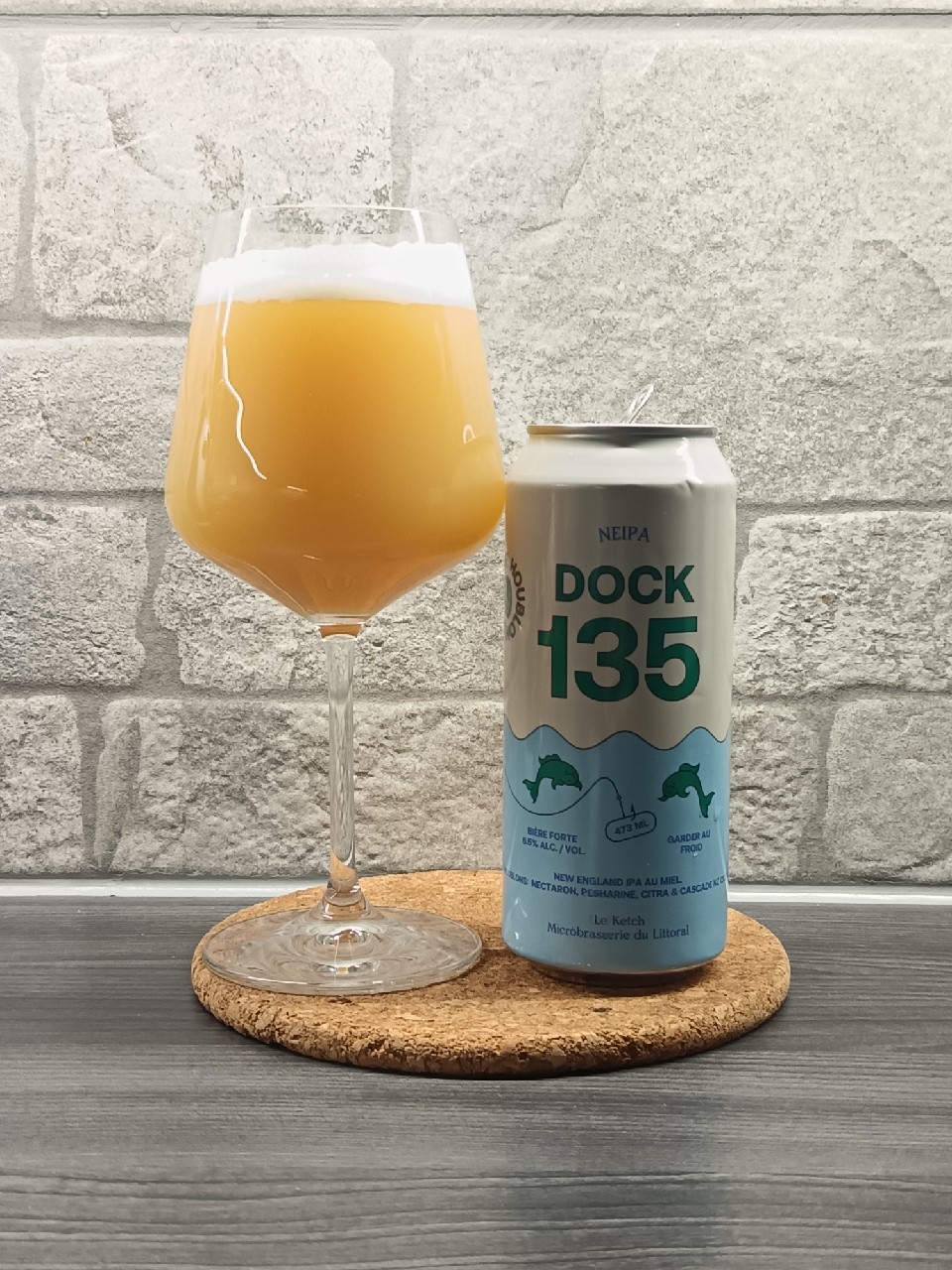 Dock 135, Canada
