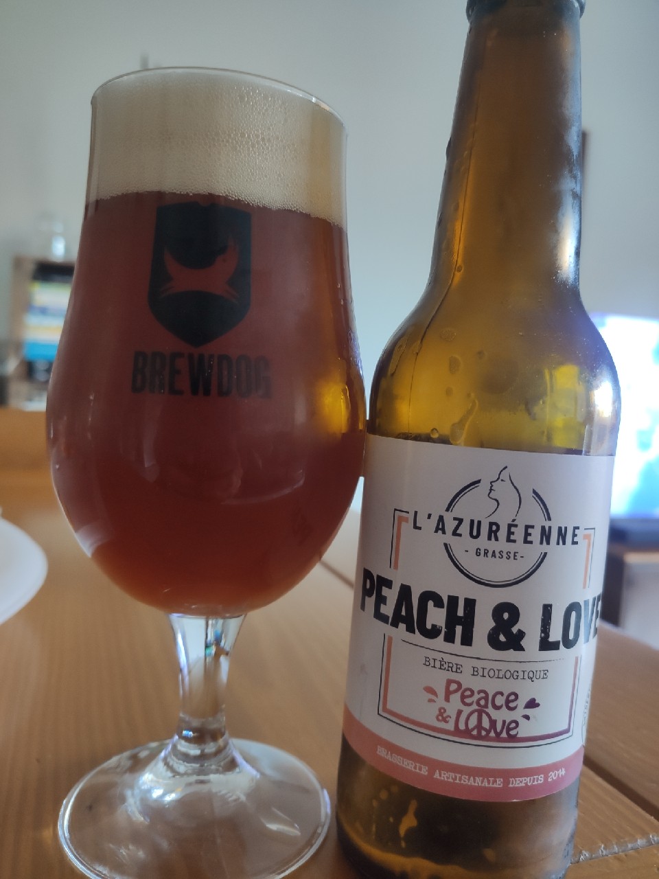 Peach & Love, Brasserie L'Azuréenne