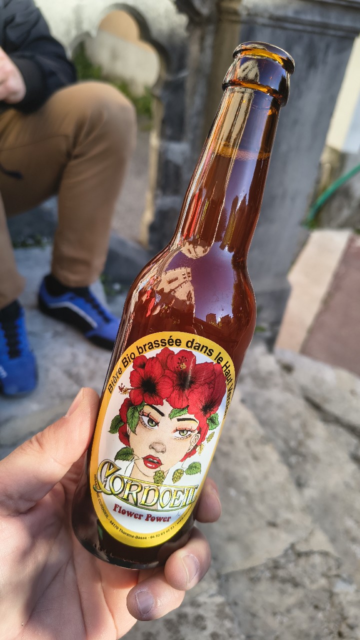 Flower Power, Brasserie Cordoeil