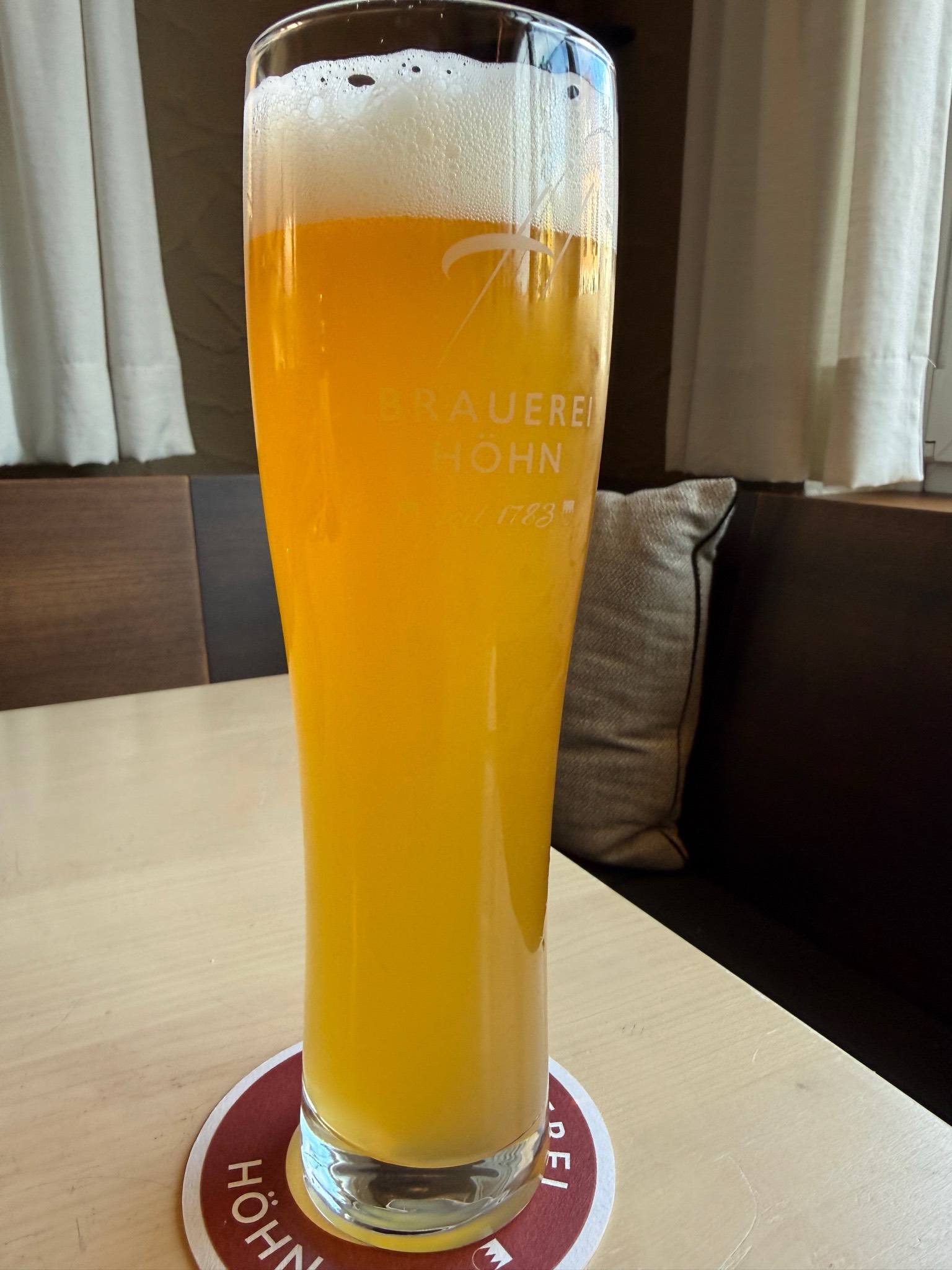 Höhn Hefeweizen, Brauerei Gasthof Höhn
