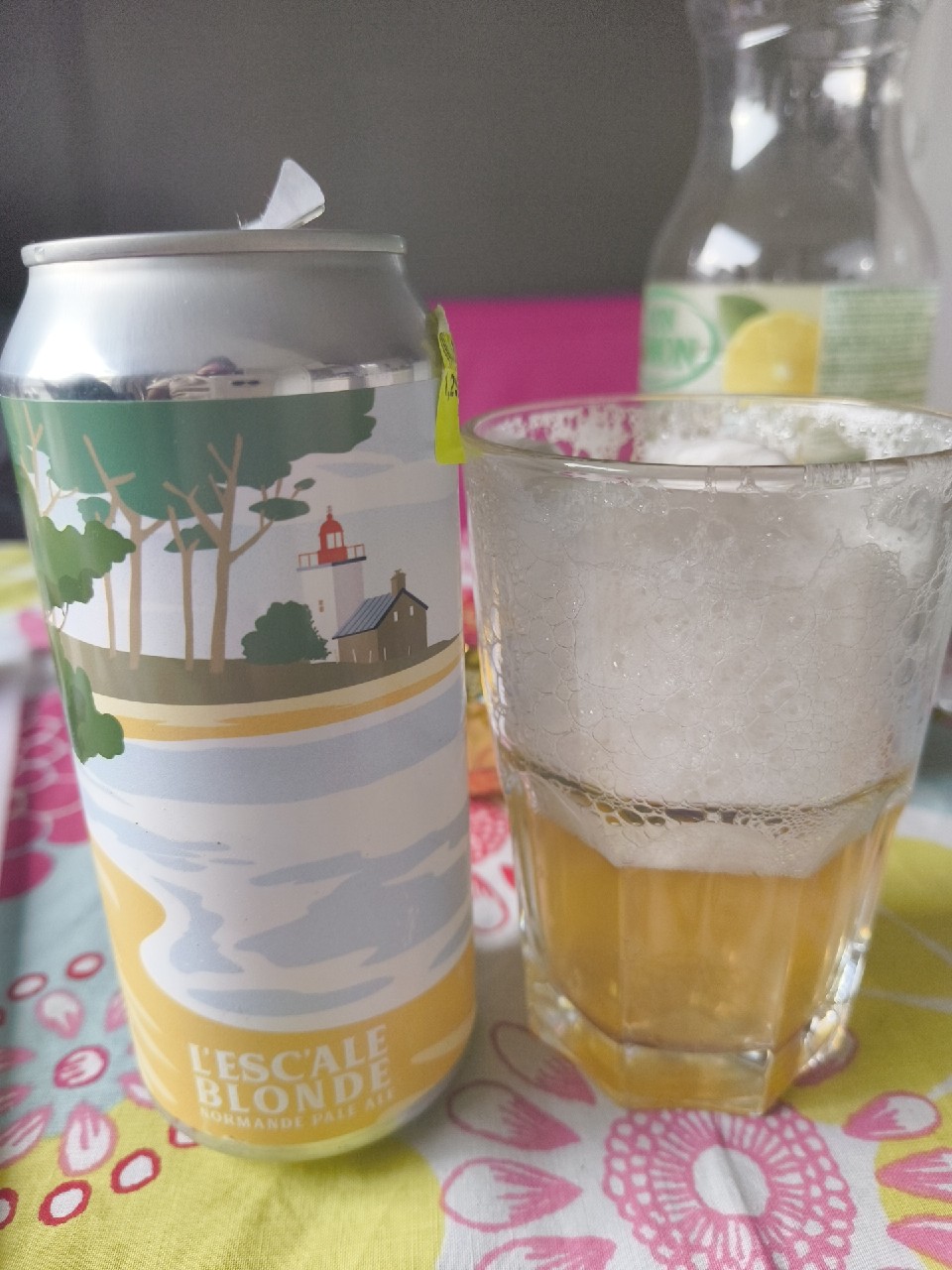 L'Esc'ale Blonde, Captain James Et Ses Mousses