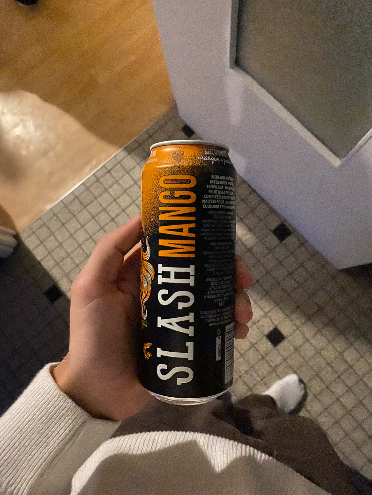 Slash Mango, France
