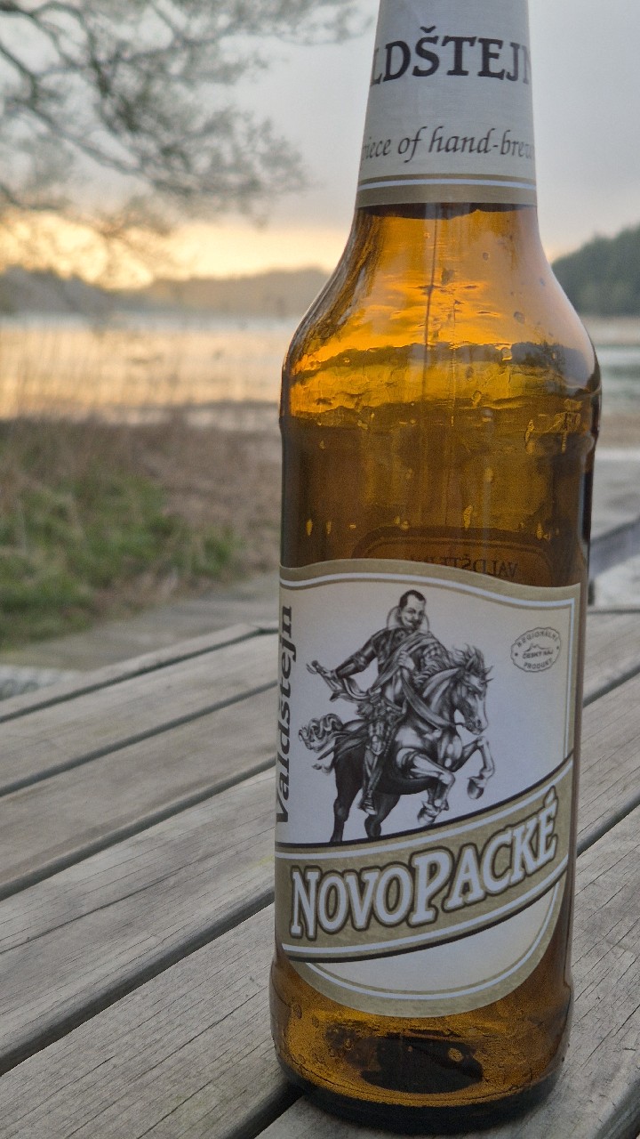 Novopacké Pivo 16° Valdštejn, Pivovar Nová Paka