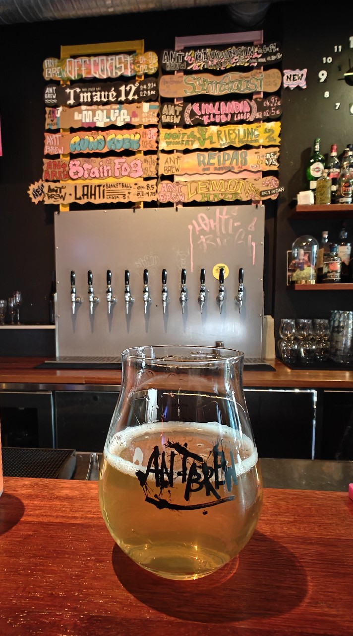Off Coast, Ant Brew