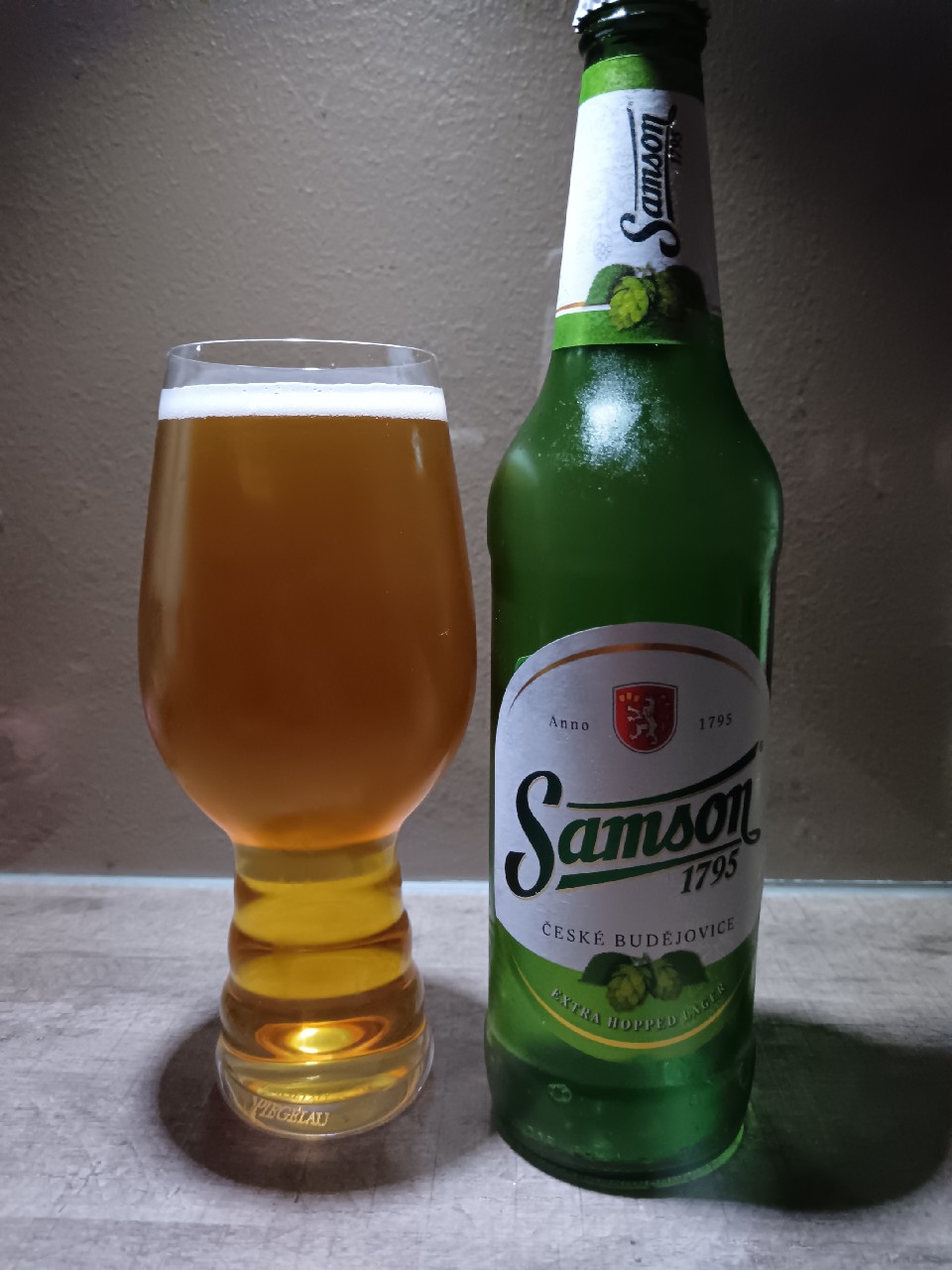 Samson 1795 extra hopped lager, Pivovar Samson (A-B InBev)