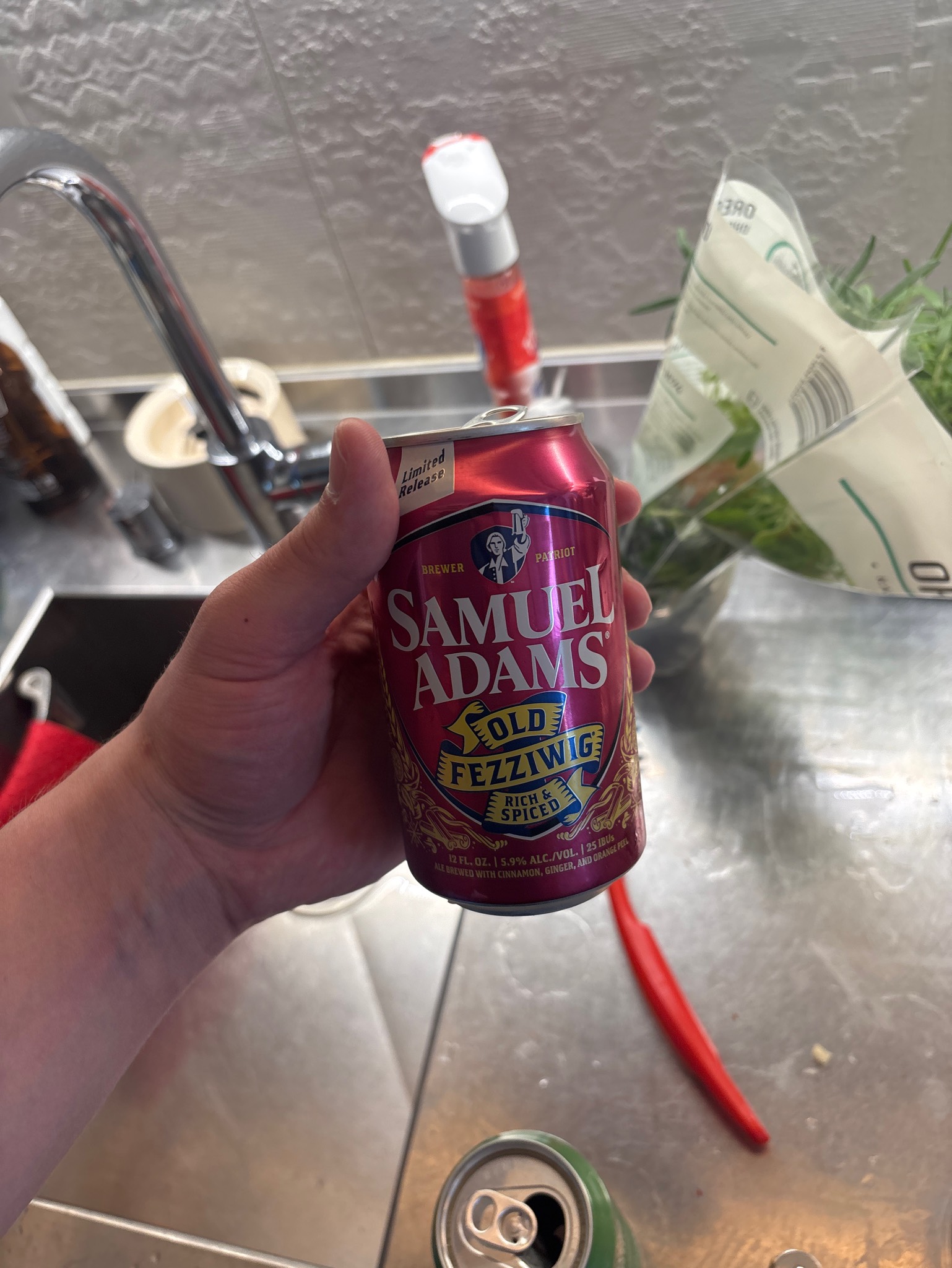 Old Fezziwig Ale, Samuel Adams (Boston Beer Company)