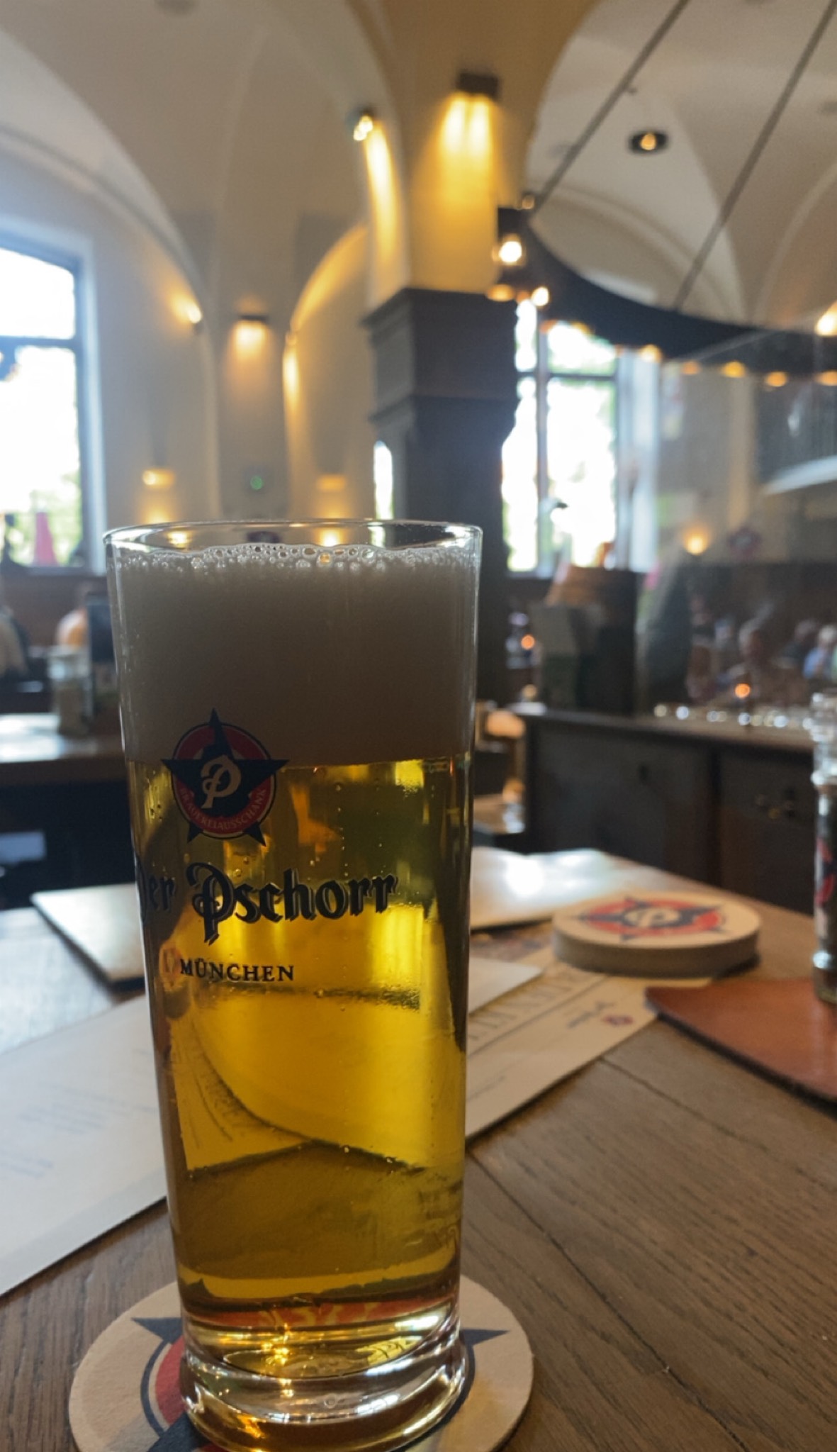 Edelhell, Hacker-Pschorr