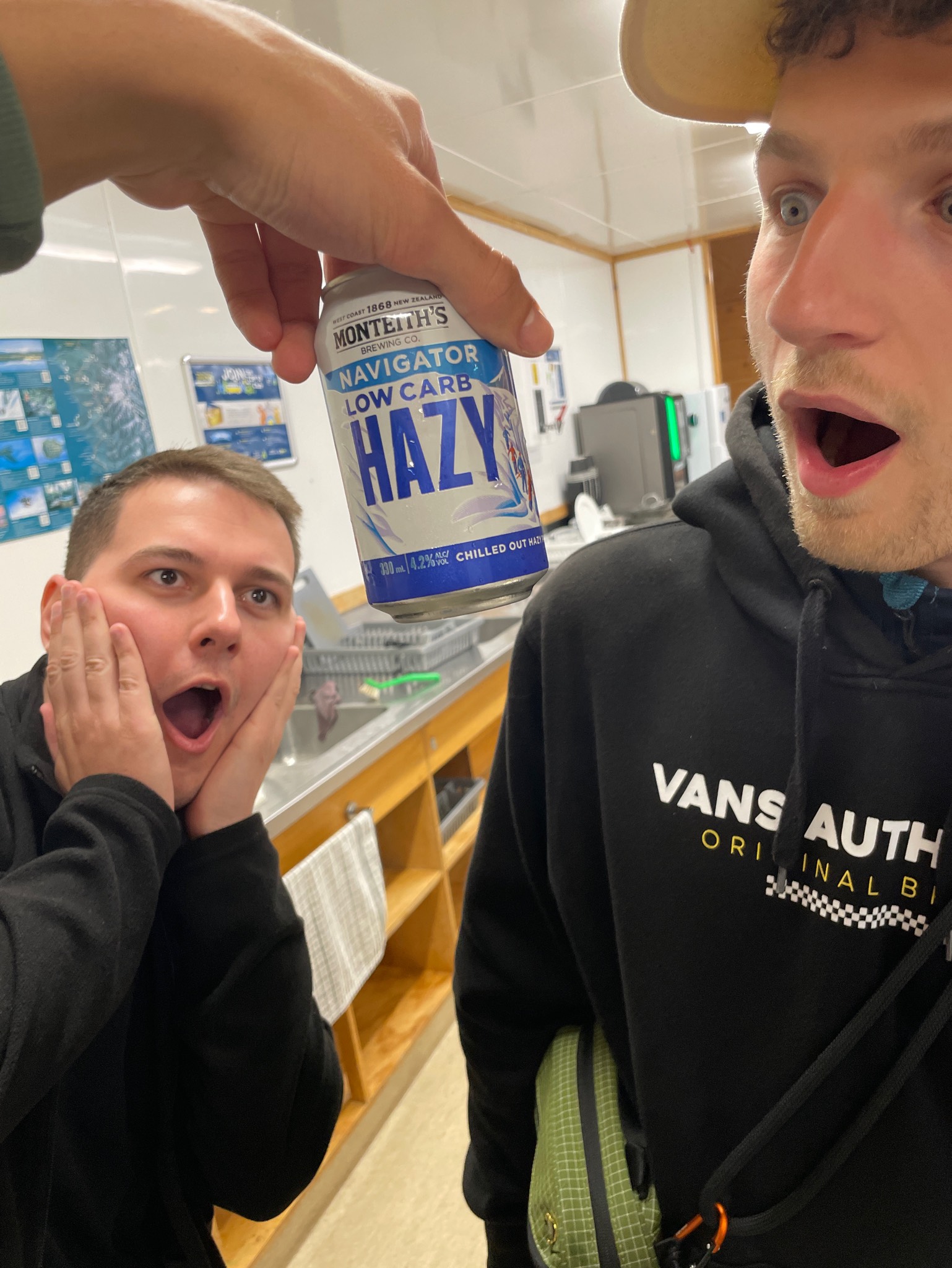 Low carb Hazy, Monteiths Brewing Co. (DB Breweries)