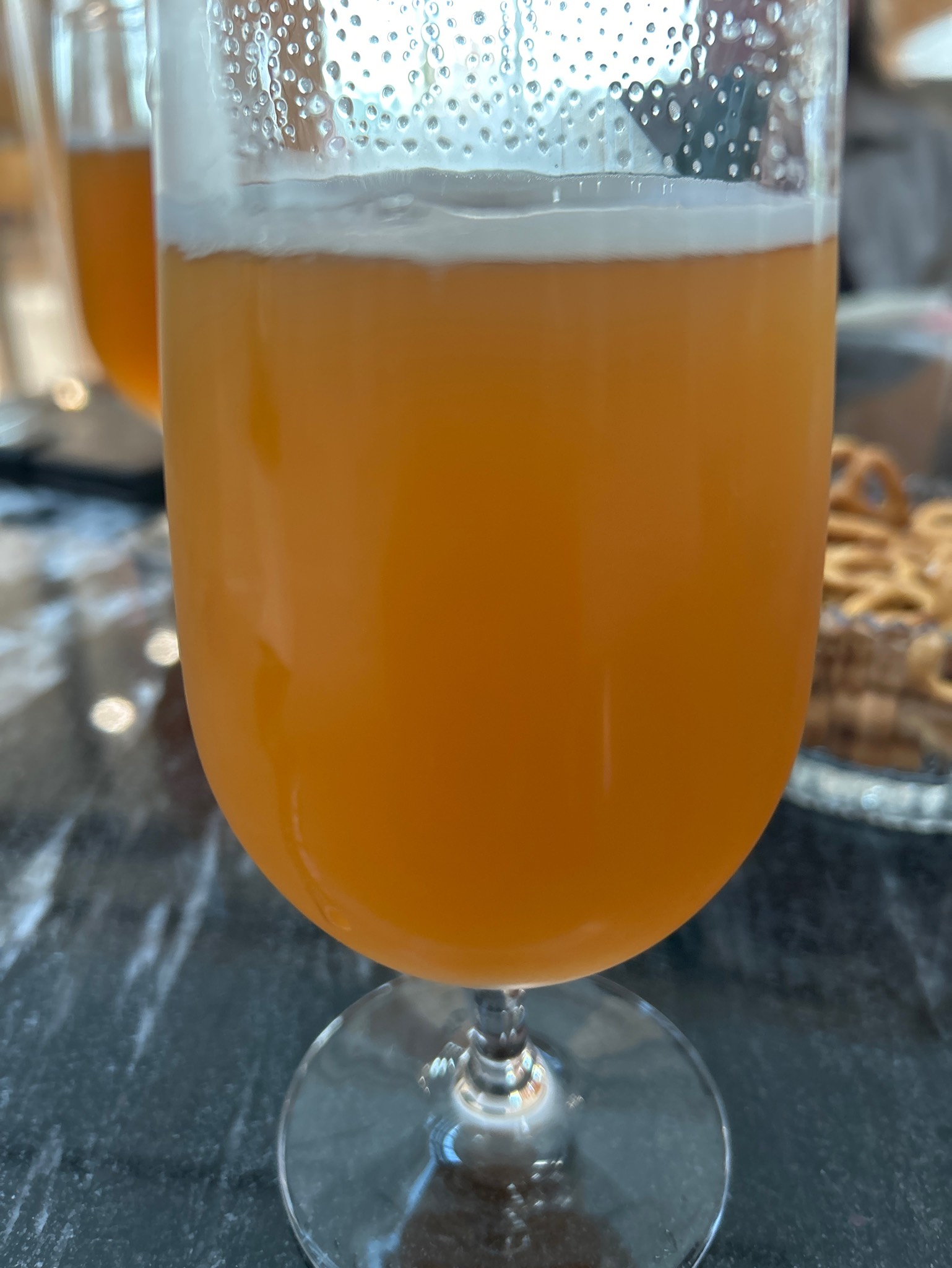 Cass Fresh, Oriental Brewery (AB-InBev)