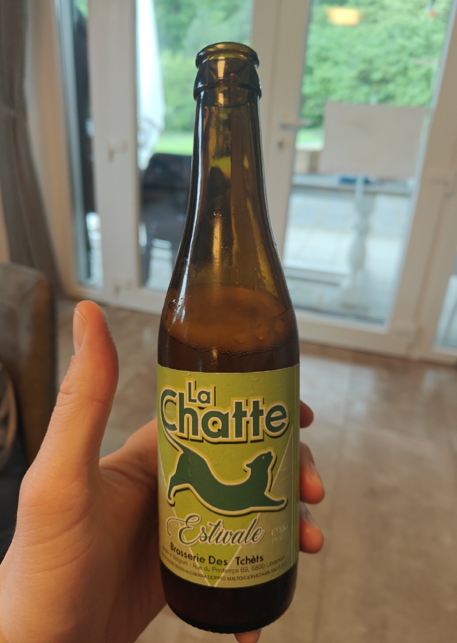 la chatte estivale, Brasserie des Tchèts
