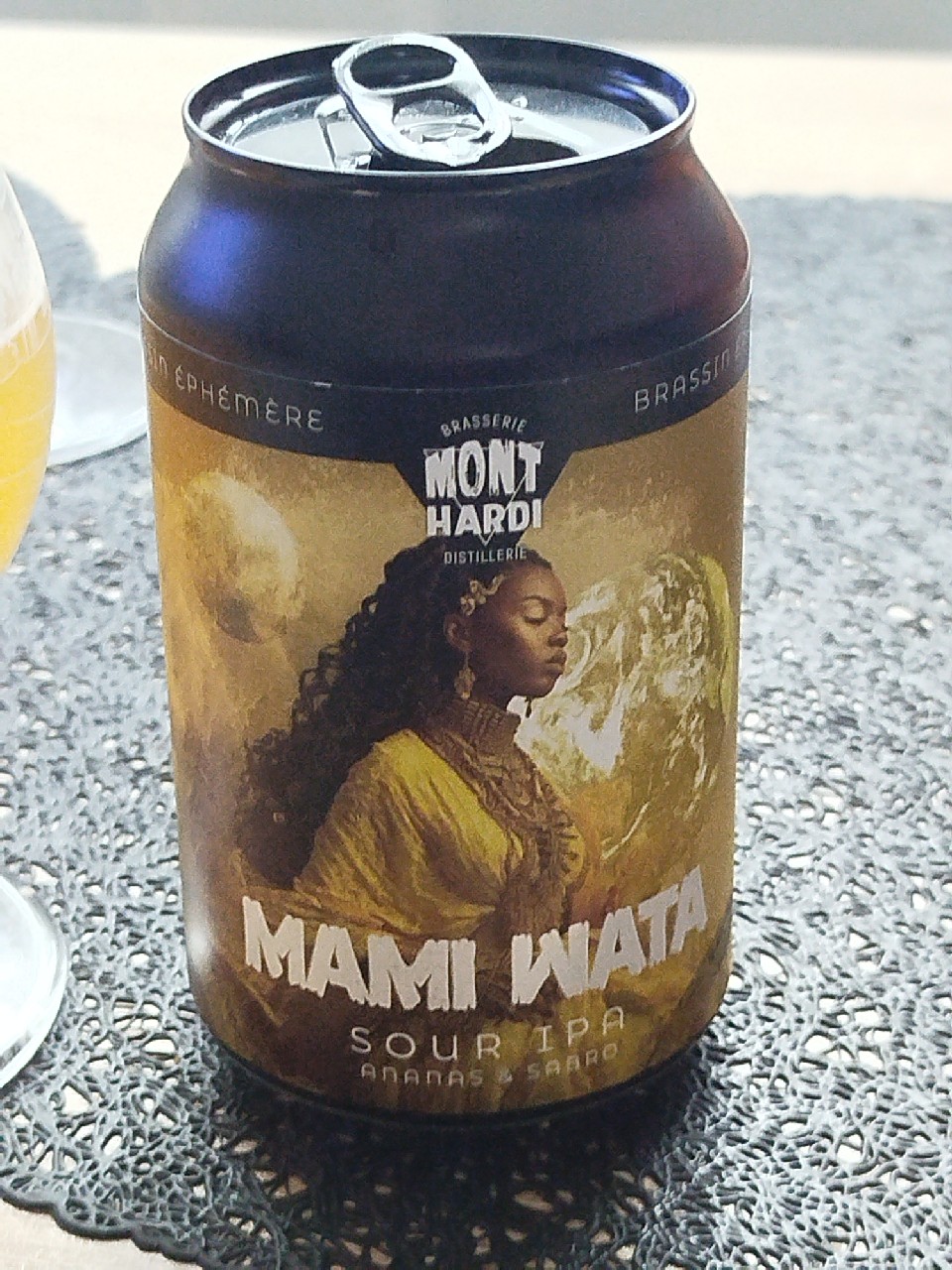 Mami Wata, France