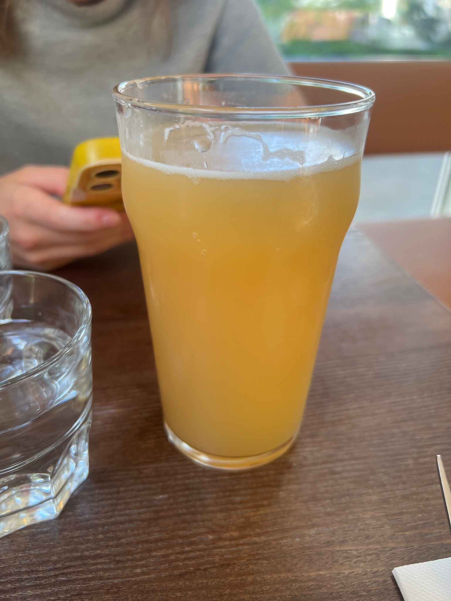 Affluence, Brasserie Smash