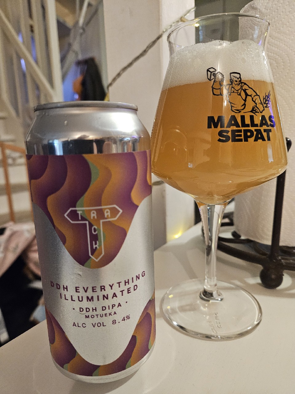 DDH Everything Illuminated, England