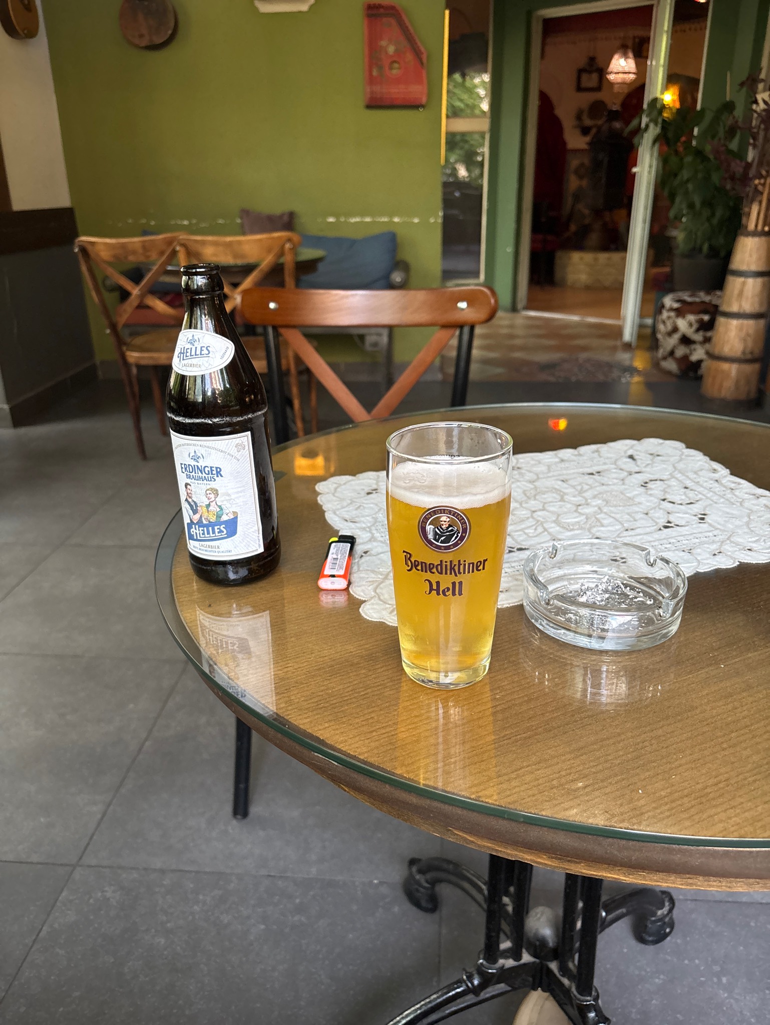 Erdinger Helles Lagerbier, Erdinger Weissbräu