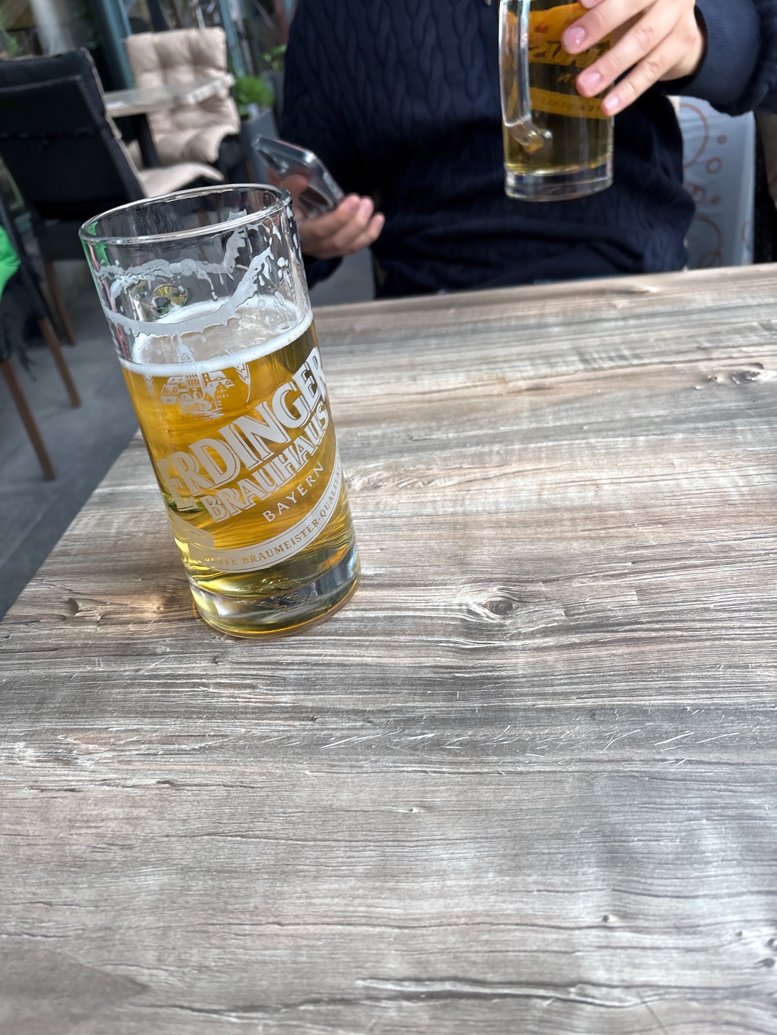Erdinger Helles Lagerbier, Erdinger Weissbräu