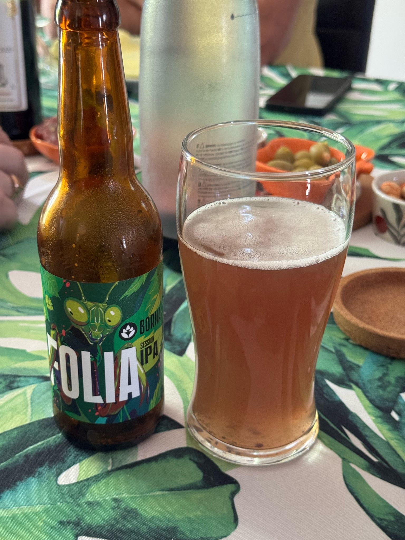 Folia, Borna Bestia