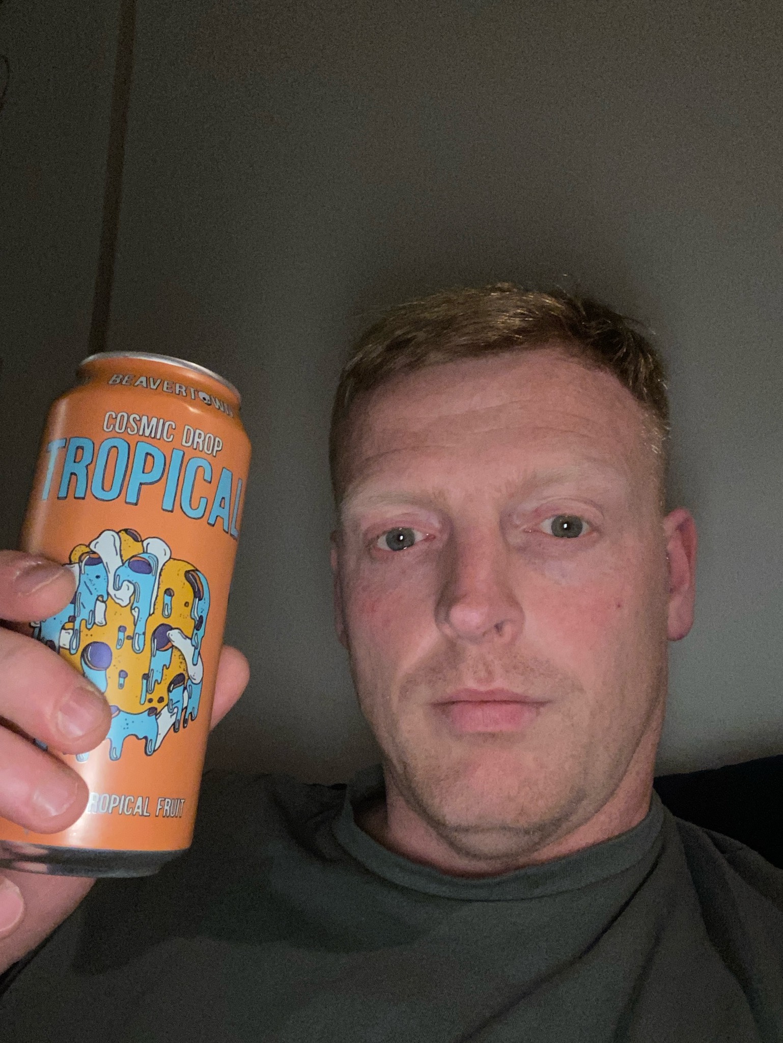 Cosmic drop tropical fruit lager, England