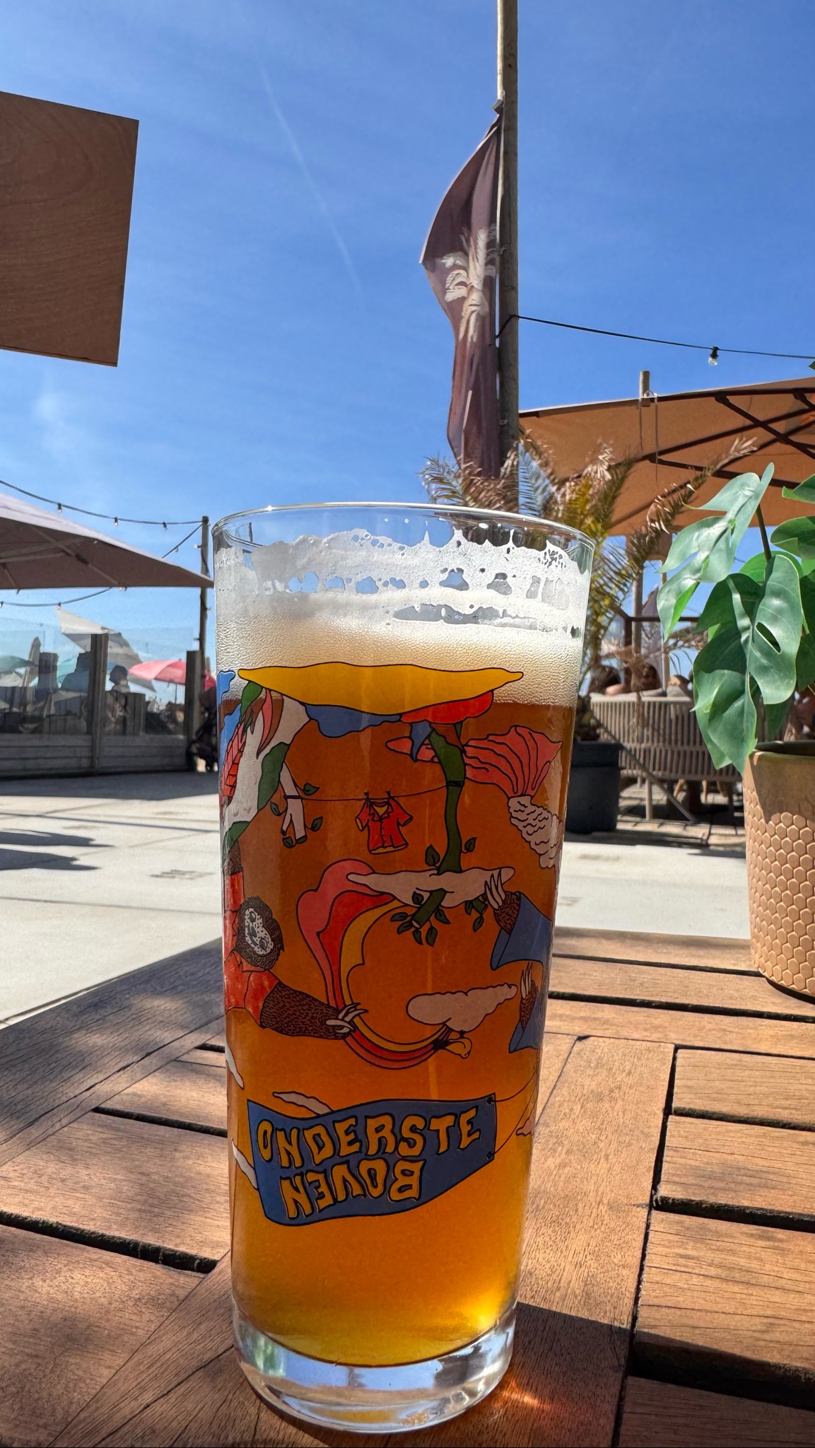 Disco Daisy blond, Ondersteboven