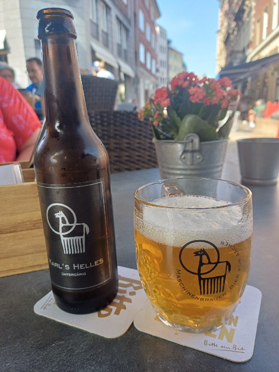 Karl's Helles, Maschinenbrauer