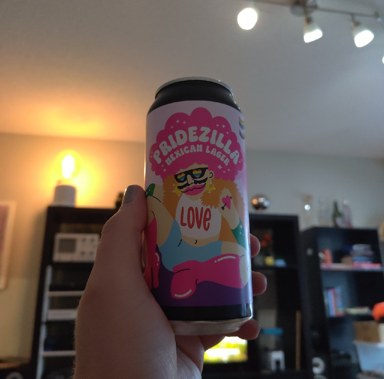 Pridezilla, Panimo HIMO