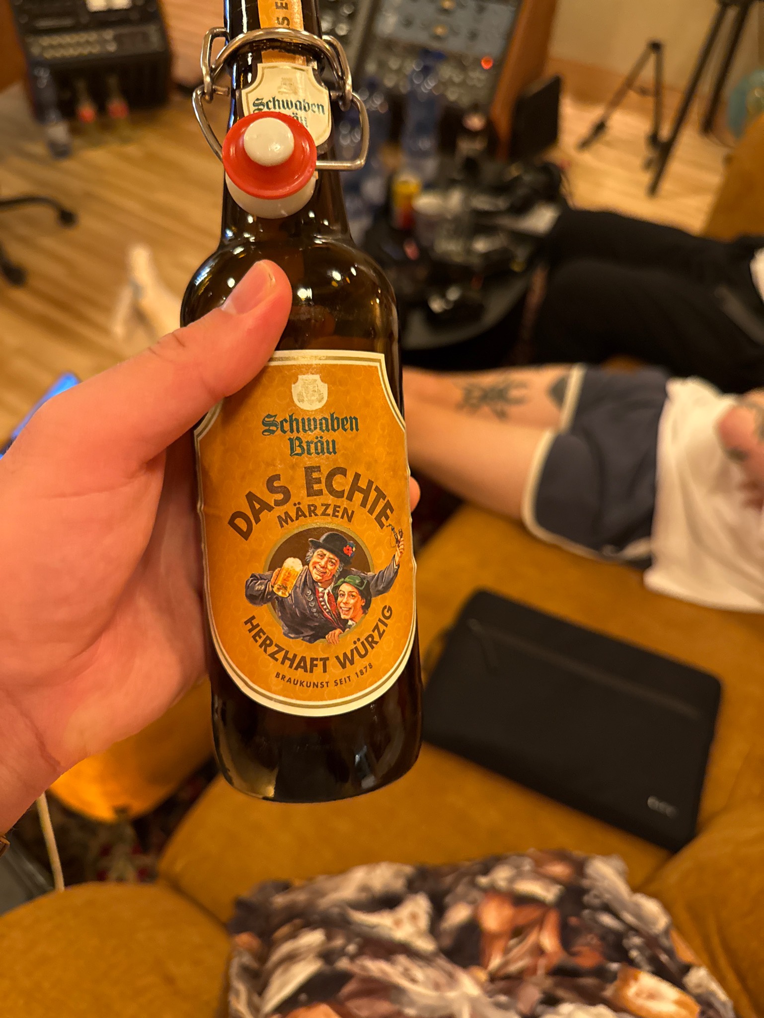 Das Echte Märzen, Dinkelacker-Schwaben Bräu