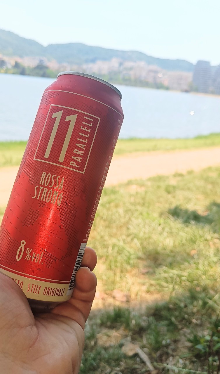Rossa Strong, 11 Paralleli