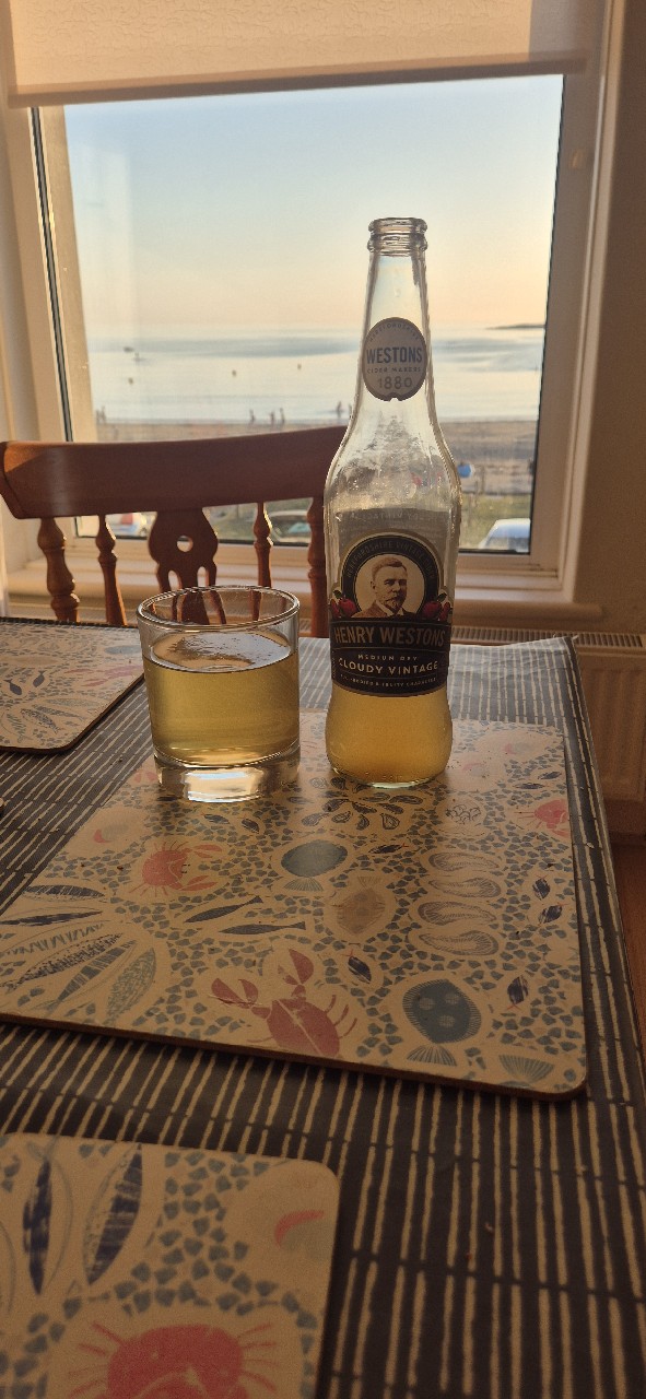 Henry Westons Cloudy Vintage, England