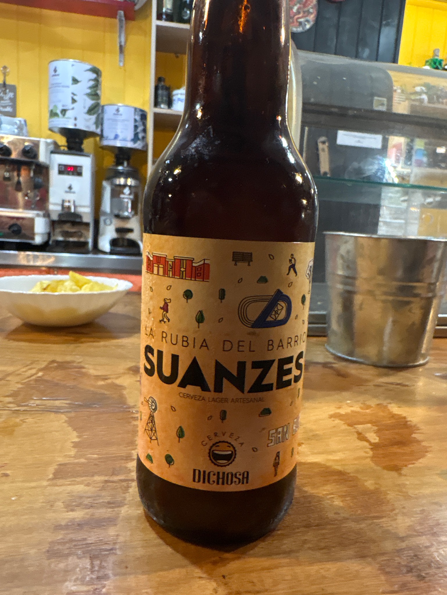 La Rubia Del Barrio Suanzez, Damas