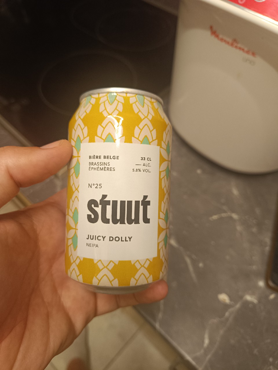 Stuut #25 - Juicy Dolly, Belgium