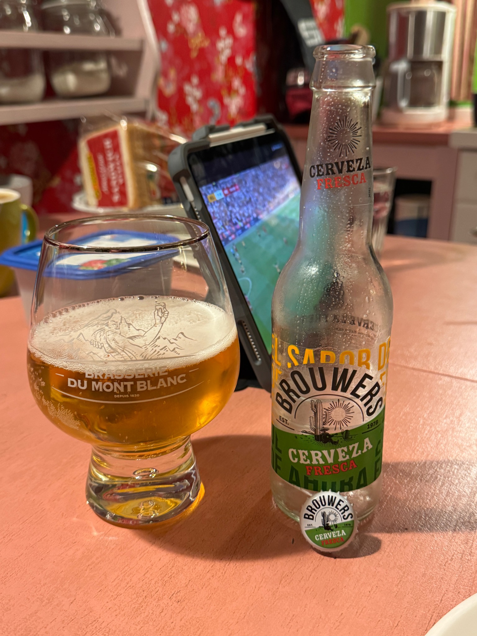 Cerveza Fresca, Brouwers