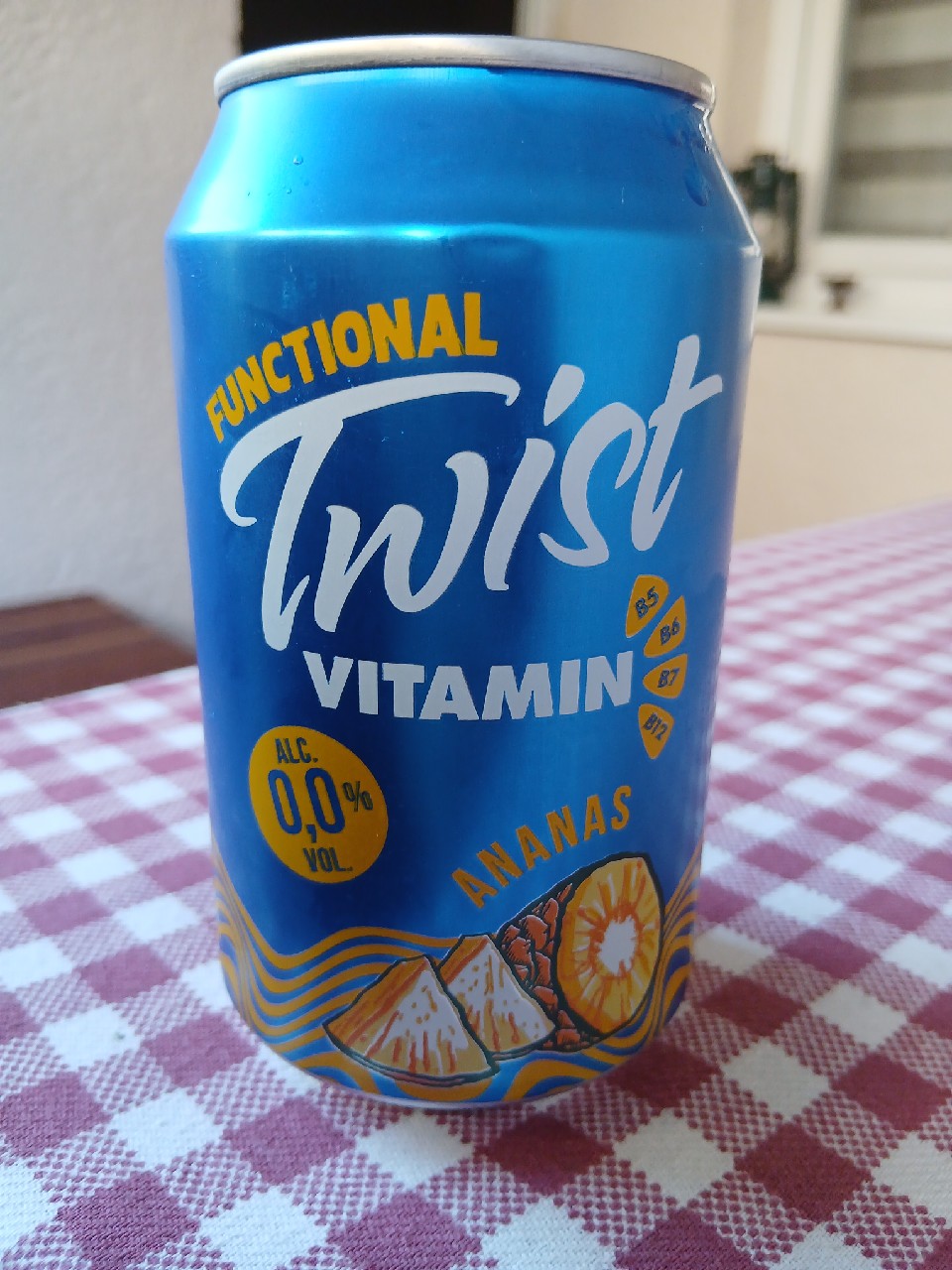 Twist Radler Ananas, Carlsberg Srbija