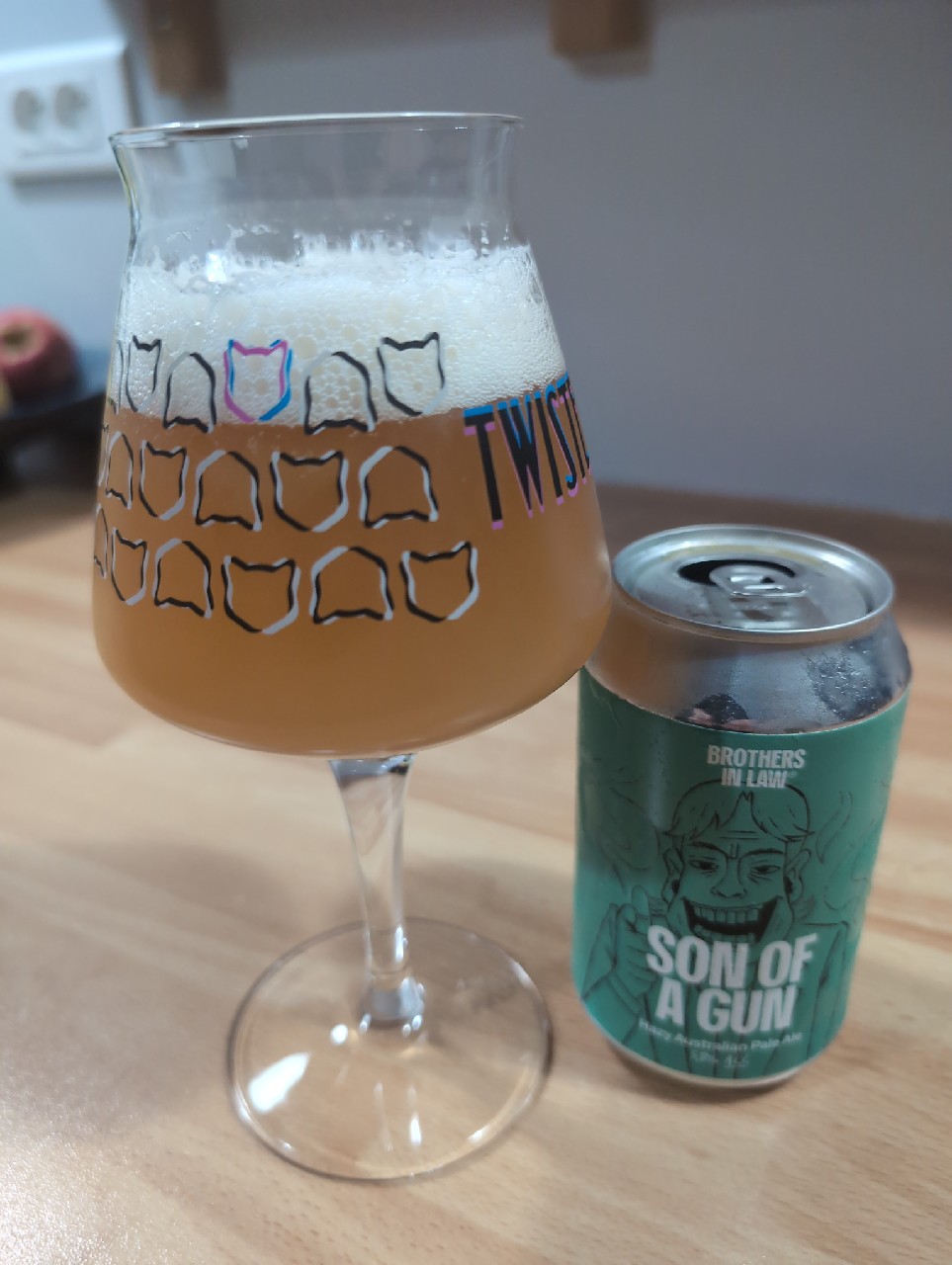 Hazy Australian Pale Ale, Brothers in Law Brewing (BIL)