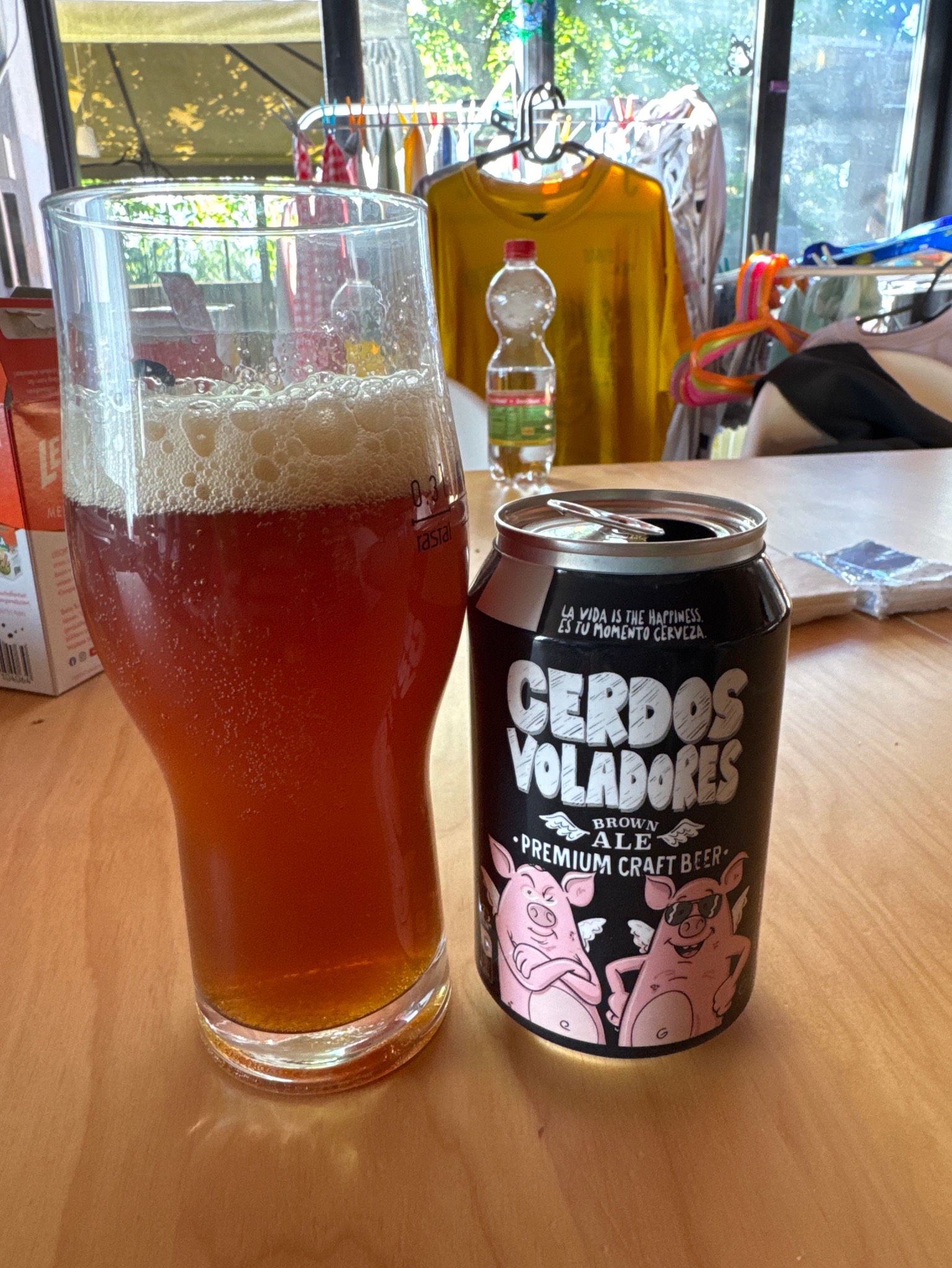 Cerdos Voladores Brown Ale, Spain