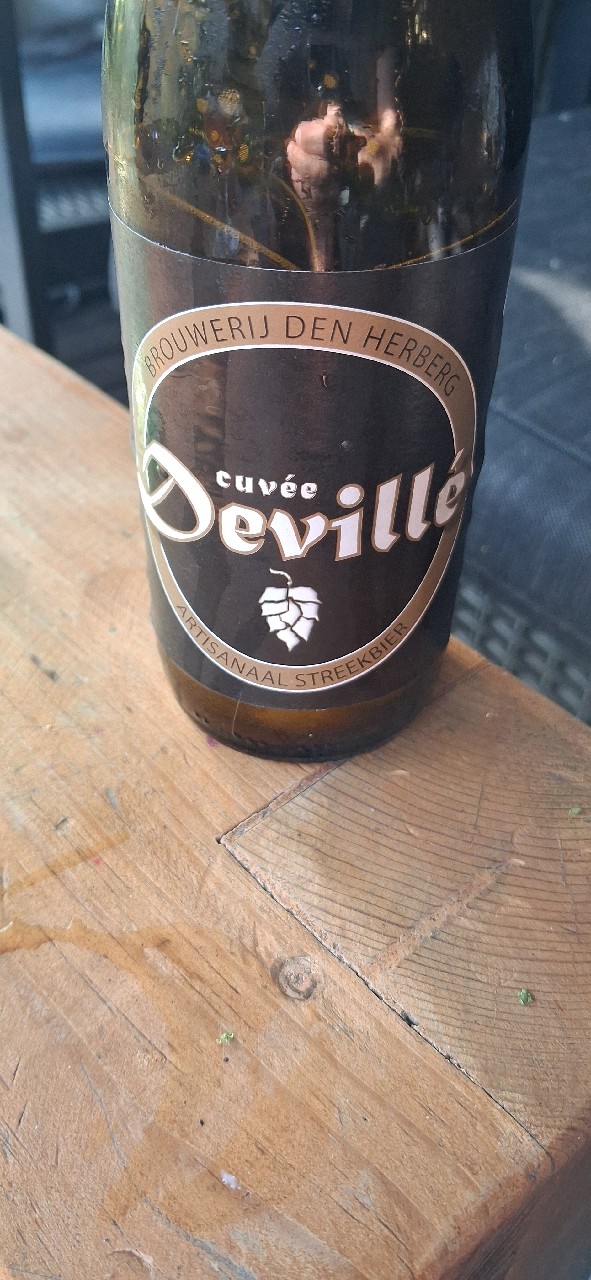 Cuvée Devillé, Den Herberg