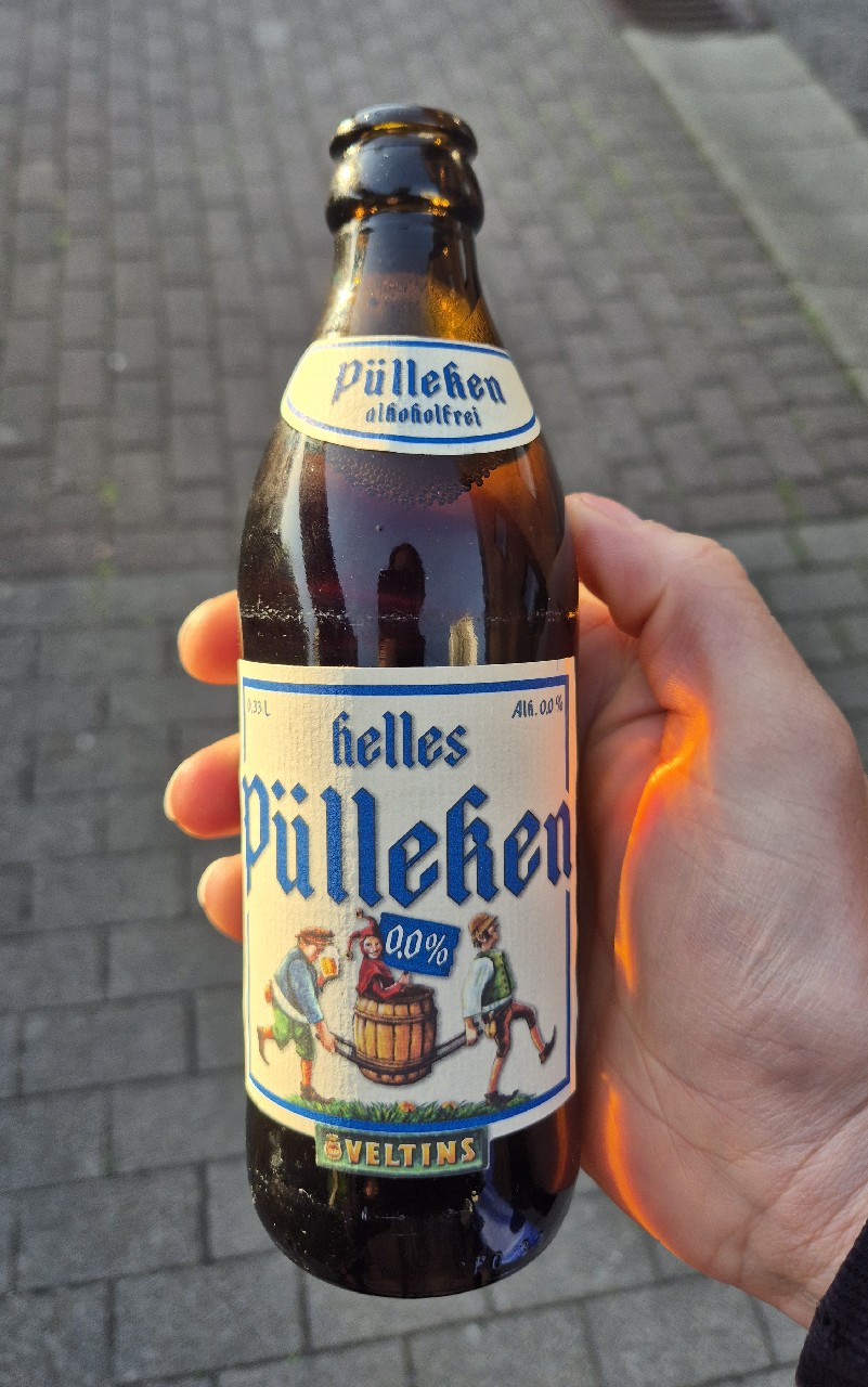 Helles Pülleken Alkoholfrei 0,0%, Germany