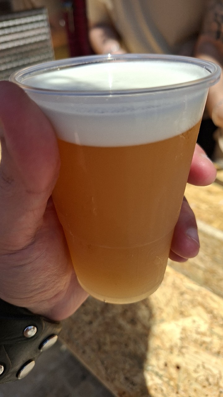 Dentelle, Mala Raça Cervesera