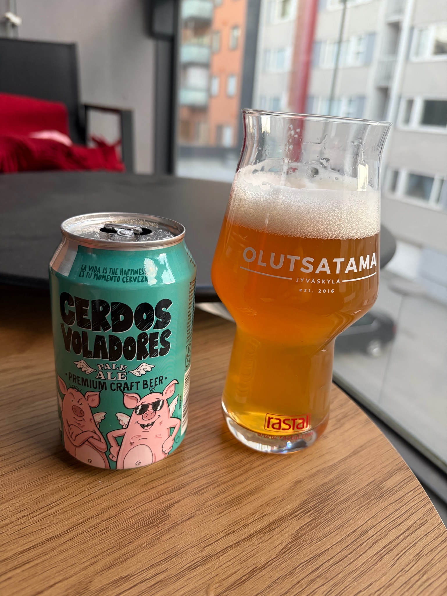 Cerdos Voladores Pale Ale, Barcelona Beer Company