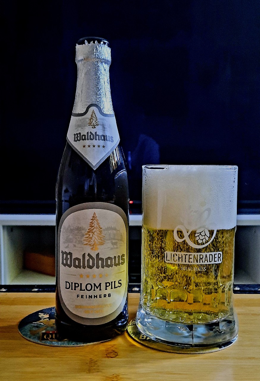 Diplom Pils, Waldhaus Privatbrauerei
