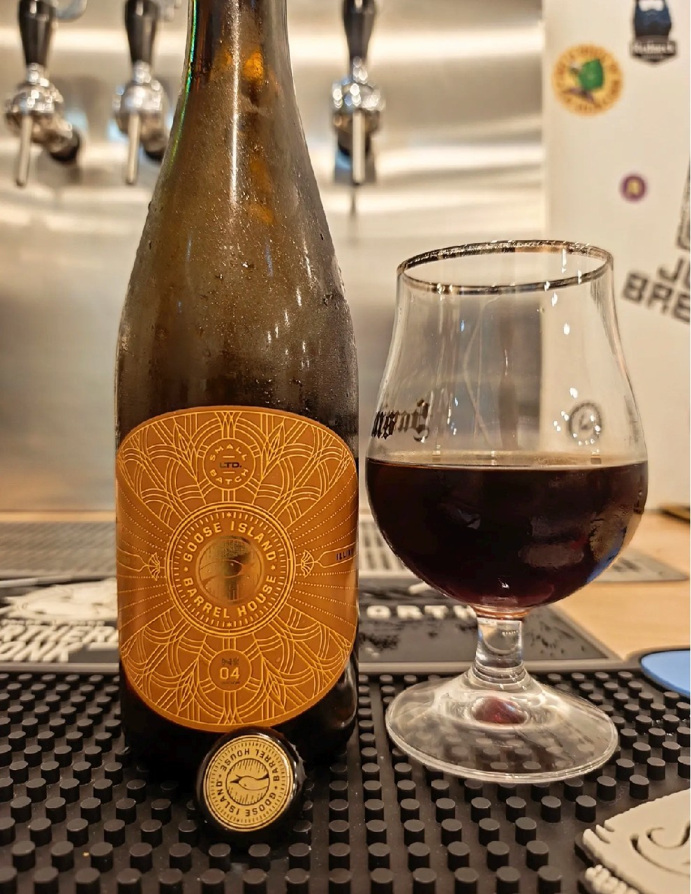 small batch N°4, Goose Island Beer Company (AB-InBev)