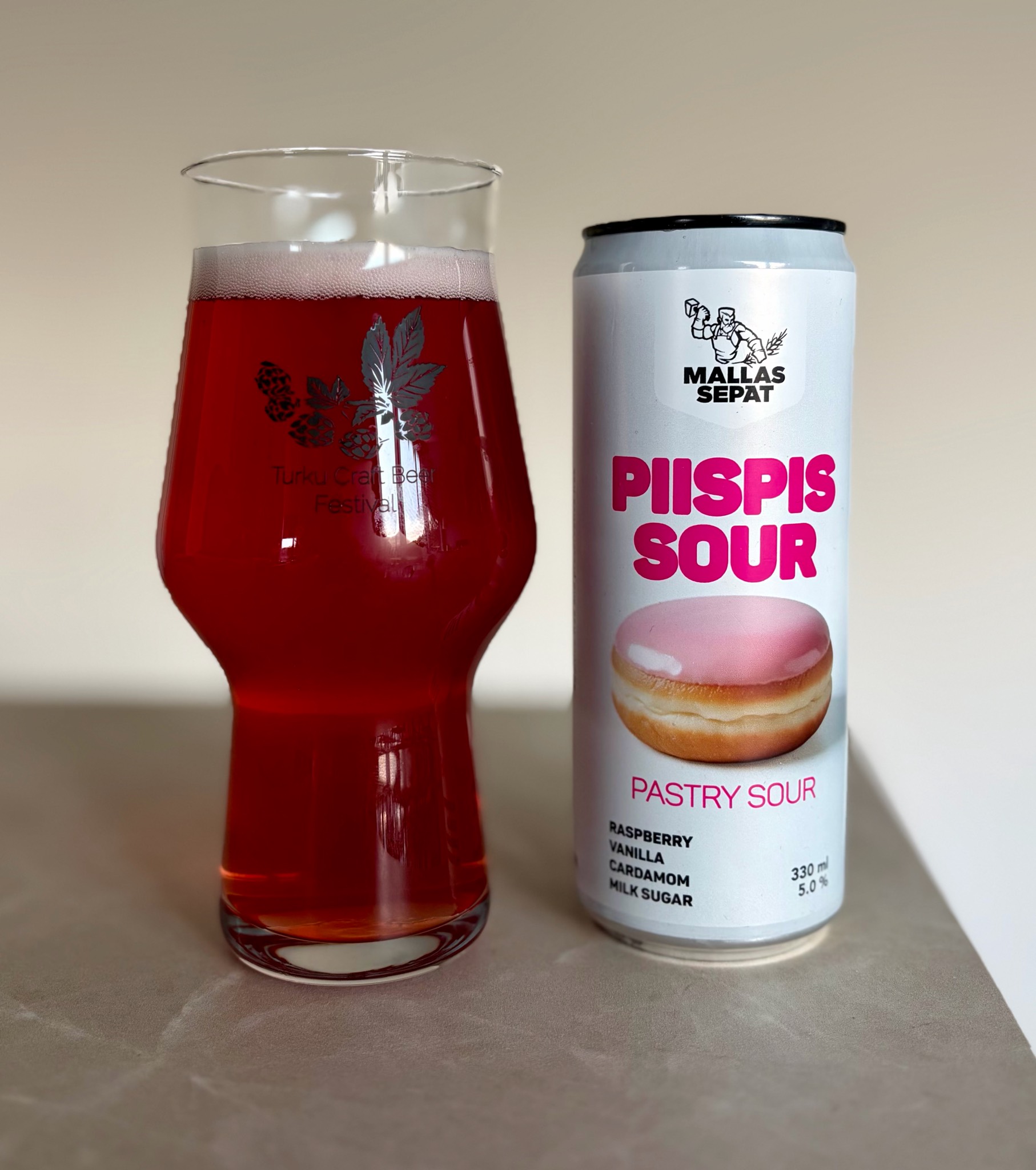 Piispis Sour, Finland